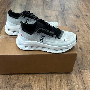 On Running Women’s White and Black/Grey Athletic Shoes